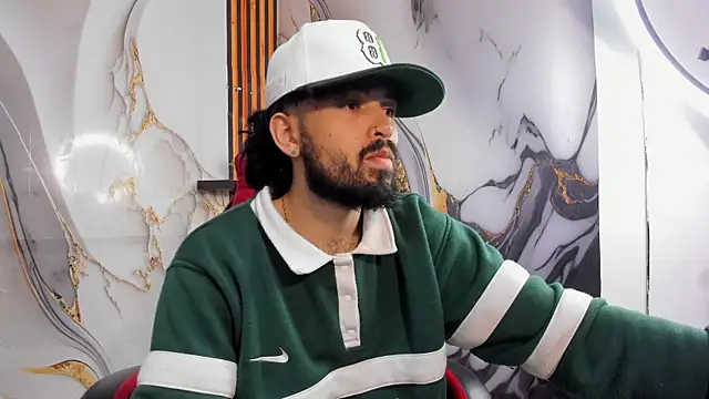 Sebastian Cortes2 online show from September 2025 03:33:02 AM