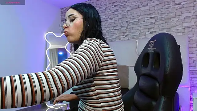 Snapshot of casse_tay chatting on November 2025 02:39:01 AM casse tay online show from November 2025 02:39:01 AM