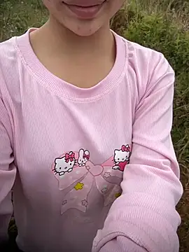 Miubeeeee online show from November 2025 02:39:02 AM