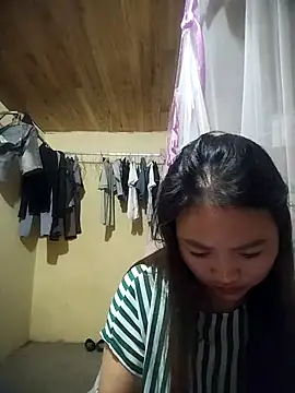 Snapshot of Liu30 chatting on October 2025 05:05:01 AM Liu30 online show from October 2025 05:05:01 AM