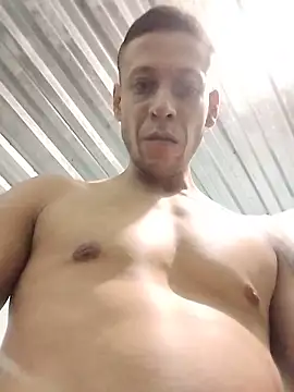 Snapshot of Dani156y chatting on October 2025 09:41:01 AM Dani156y online show from October 2025 09:41:01 AM