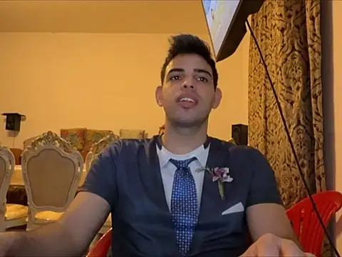 Snapshot of _Djonson_ chatting on December 2025 05:40:02 PM Djonson online show from December 2025 05:40:02 PM