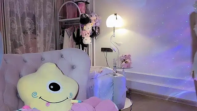 Snapshot of Titi-175 chatting on November 2025 11:55:02 AM Titi-175 online show from November 2025 11:55:02 AM