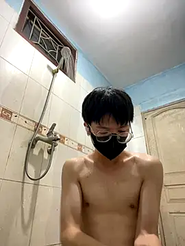 Tuna08k online show from September 2025 01:16:02 PM