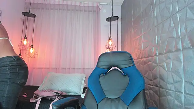 Snapshot of MADDY_MAGIC chatting on November 2025 07:47:01 PM MADDY MAGIC online show from November 2025 07:47:01 PM