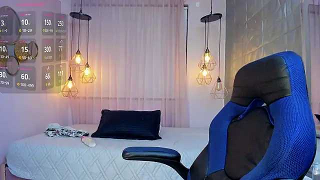 Snapshot of MADDY_MAGIC chatting on December 2025 07:42:02 PM MADDY MAGIC online show from December 2025 07:42:02 PM