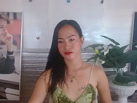 Snapshot of miss_katty28 chatting on October 2025 10:34:02 PM miss katty28 online show from October 2025 10:34:02 PM