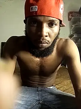 Snapshot of FreakyKaigrey chatting on October 2025 08:25:01 PM FreakyKaigrey online show from October 2025 08:25:01 PM