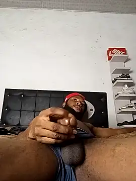 Snapshot of FreakyKaigrey chatting on November 2025 03:51:01 AM FreakyKaigrey online show from November 2025 03:51:01 AM