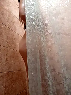 Snapshot of AlannadeLuna chatting on December 2025 07:52:01 PM AlannadeLuna online show from December 2025 07:52:01 PM