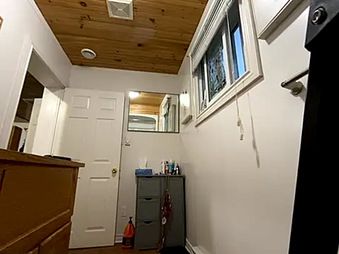 Snapshot of mcxxx87 chatting on October 2025 10:44:02 PM mcxxx87 online show from October 2025 10:44:02 PM