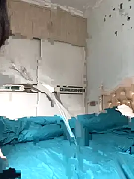 Snapshot of Mile-m chatting on October 2025 04:05:02 AM Mile-m online show from October 2025 04:05:02 AM