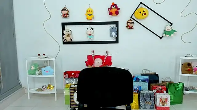 Snapshot of Gregorii_adams chatting on November 2025 11:57:02 AM Gregorii adams online show from November 2025 11:57:02 AM