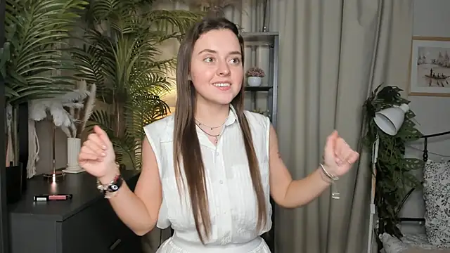 Snapshot of ThelmaJusto chatting on October 2025 02:02:02 PM ThelmaJusto online show from October 2025 02:02:02 PM