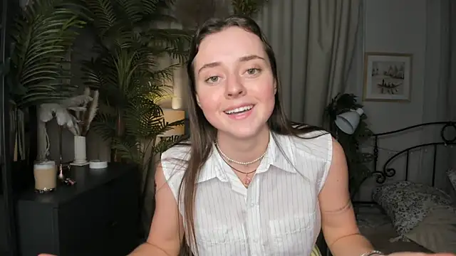 Snapshot of ThelmaJusto chatting on November 2025 02:19:01 PM ThelmaJusto online show from November 2025 02:19:01 PM