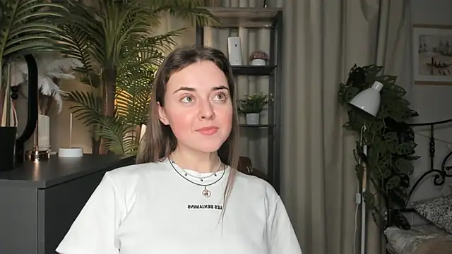 Snapshot of ThelmaJusto chatting on November 2025 03:11:01 PM ThelmaJusto online show from November 2025 03:11:01 PM