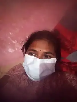 Eswar77 online show from November 2025 08:47:01 AM