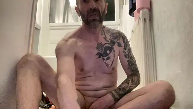 Snapshot of slave44nantes chatting on December 2025 12:59:02 AM slave44nantes online show from December 2025 12:59:02 AM