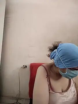 Snapshot of TermedScherzo chatting on October 2025 09:32:02 AM TermedScherzo online show from October 2025 09:32:02 AM