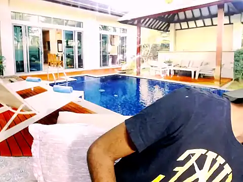 Snapshot of IndianMagicMike chatting on November 2025 03:45:01 PM IndianMagicMike online show from November 2025 03:45:01 PM