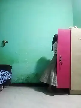 Snapshot of Hornyme18 chatting on October 2025 09:52:02 AM Hornyme18 online show from October 2025 09:52:02 AM