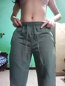 Snapshot of Hornyme18 chatting on October 2025 04:40:02 AM Hornyme18 online show from October 2025 04:40:02 AM