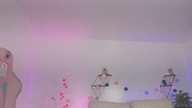 Snapshot of Giia_Moretti_ chatting on November 2025 08:43:01 PM Giia Moretti online show from November 2025 08:43:01 PM