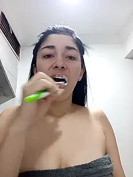 Snapshot of AbbyLewiis chatting on November 2025 11:09:02 AM AbbyLewiis online show from November 2025 11:09:02 AM