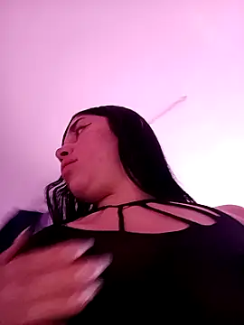 Snapshot of AbbyLewiis chatting on November 2025 01:40:01 PM AbbyLewiis online show from November 2025 01:40:01 PM