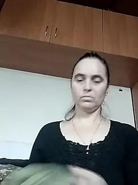 Snapshot of Ella-433 chatting on December 2025 09:58:02 AM Ella-433 online show from December 2025 09:58:02 AM