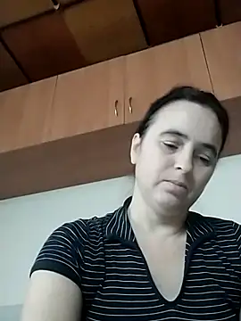 Snapshot of Ella-433 chatting on December 2025 09:40:02 AM Ella-433 online show from December 2025 09:40:02 AM