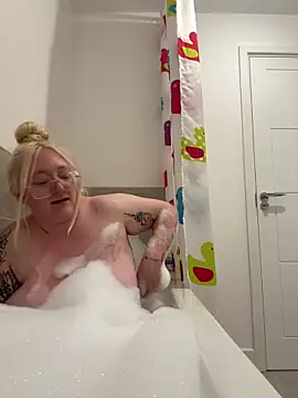 SashaMaexox online show from December 2025 04:47:01 PM