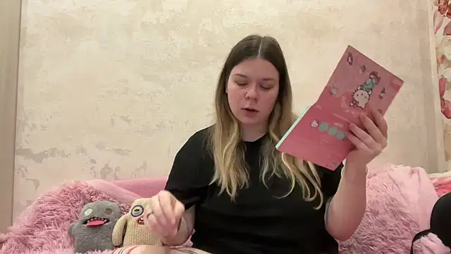 Snapshot of Crave_Elise chatting on November 2025 12:05:01 AM Crave Elise online show from November 2025 12:05:01 AM