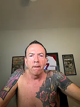 Crazy Mike1 online show from October 2025 01:08:01 PM