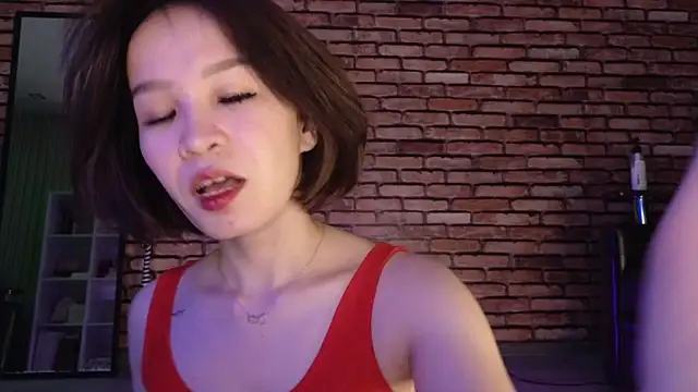 Snapshot of saya_li1 chatting on November 2025 09:38:01 PM saya li1 online show from November 2025 09:38:01 PM