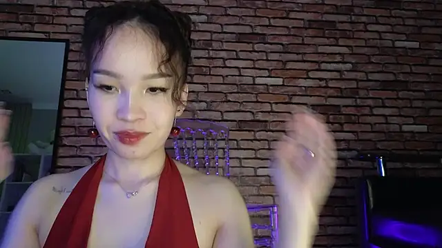 Snapshot of saya_li1 chatting on November 2025 10:08:02 PM saya li1 online show from November 2025 10:08:02 PM