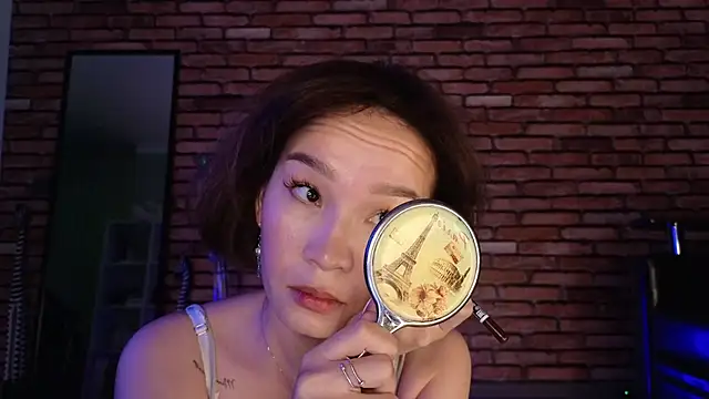 Snapshot of saya_li1 chatting on November 2025 09:47:01 PM saya li1 online show from November 2025 09:47:01 PM