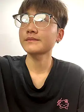 Snapshot of KK-cuteboy chatting on October 2025 06:55:01 AM KK-cuteboy online show from October 2025 06:55:01 AM