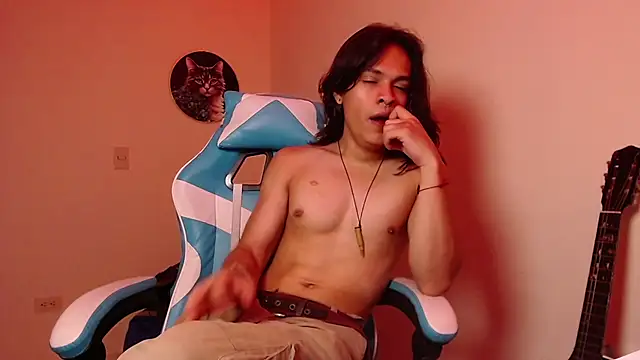 Snapshot of tom_1945 chatting on October 2025 01:28:02 AM tom 1945 online show from October 2025 01:28:02 AM