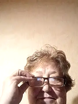 Snapshot of Katherine735 chatting on October 2025 09:57:01 PM Katherine735 online show from October 2025 09:57:01 PM