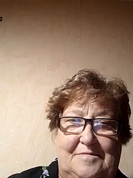 Snapshot of Katherine735 chatting on October 2025 09:59:01 PM Katherine735 online show from October 2025 09:59:01 PM