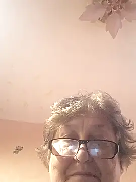 Snapshot of Katherine735 chatting on October 2025 09:32:01 AM Katherine735 online show from October 2025 09:32:01 AM