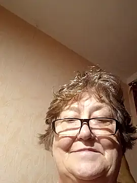 Snapshot of Katherine735 chatting on October 2025 09:37:02 PM Katherine735 online show from October 2025 09:37:02 PM