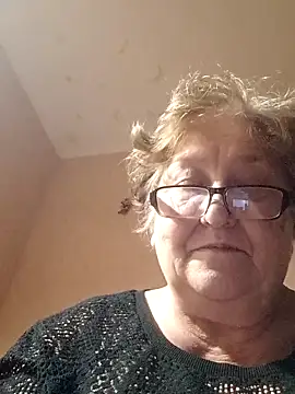 Snapshot of Katherine735 chatting on November 2025 12:21:01 AM Katherine735 online show from November 2025 12:21:01 AM