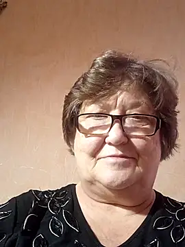 Snapshot of Katherine735 chatting on November 2025 08:20:01 AM Katherine735 online show from November 2025 08:20:01 AM