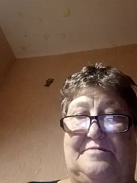 Snapshot of Katherine735 chatting on November 2025 09:30:02 PM Katherine735 online show from November 2025 09:30:02 PM