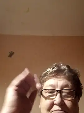 Snapshot of Katherine735 chatting on November 2025 10:10:01 PM Katherine735 online show from November 2025 10:10:01 PM