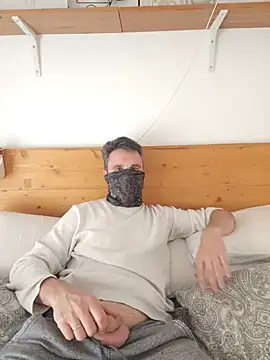 Snapshot of Alex_piloto chatting on October 2025 02:39:02 PM Alex piloto online show from October 2025 02:39:02 PM