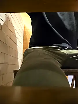 Snapshot of Alex_piloto chatting on October 2025 07:29:01 AM Alex piloto online show from October 2025 07:29:01 AM