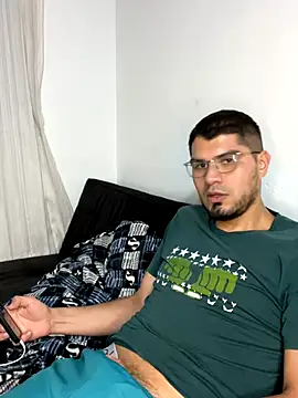 Snapshot of mirallesandbig chatting on November 2025 11:21:02 PM mirallesandbig online show from November 2025 11:21:02 PM